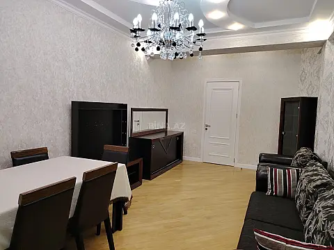 Kirayə verilir 3 otaqlı mənzil 95 m²