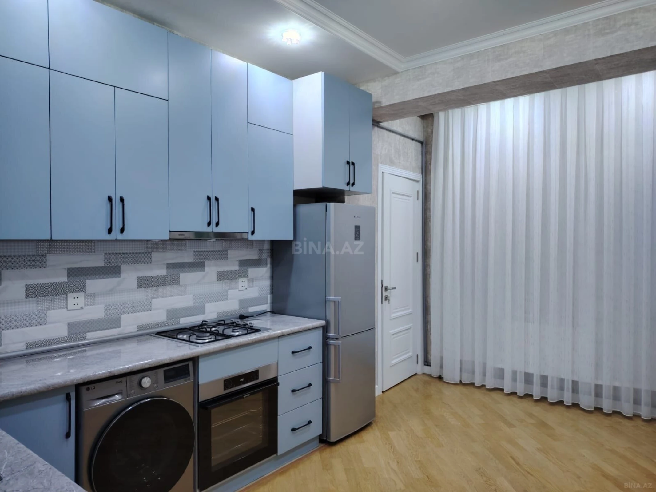 Kirayə verilir 3 otaqlı mənzil 95 m²