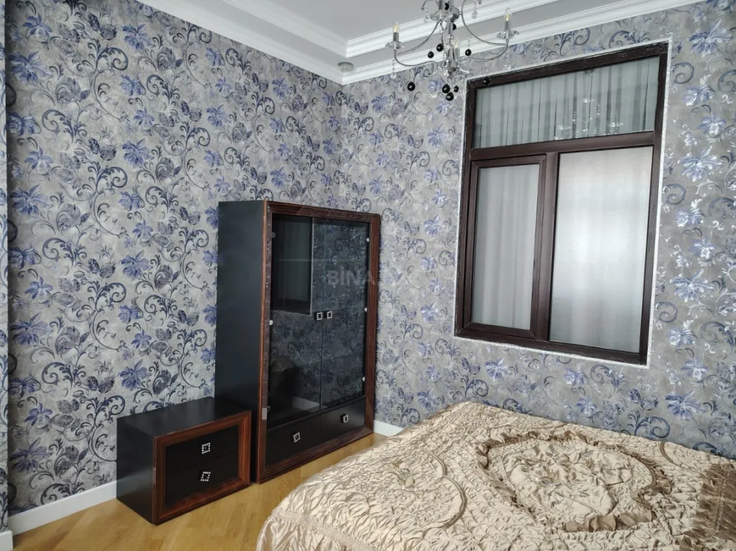Kirayə verilir 3 otaqlı mənzil 95 m²