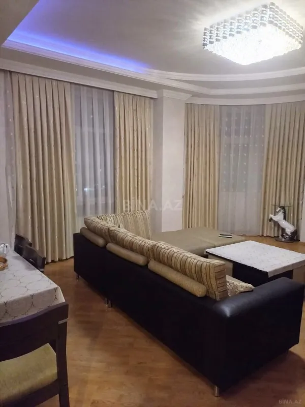 Kirayə verilir 3 otaqlı mənzil 100 m²