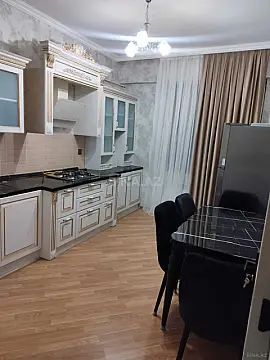 Kirayə verilir 3 otaqlı mənzil 115 m²