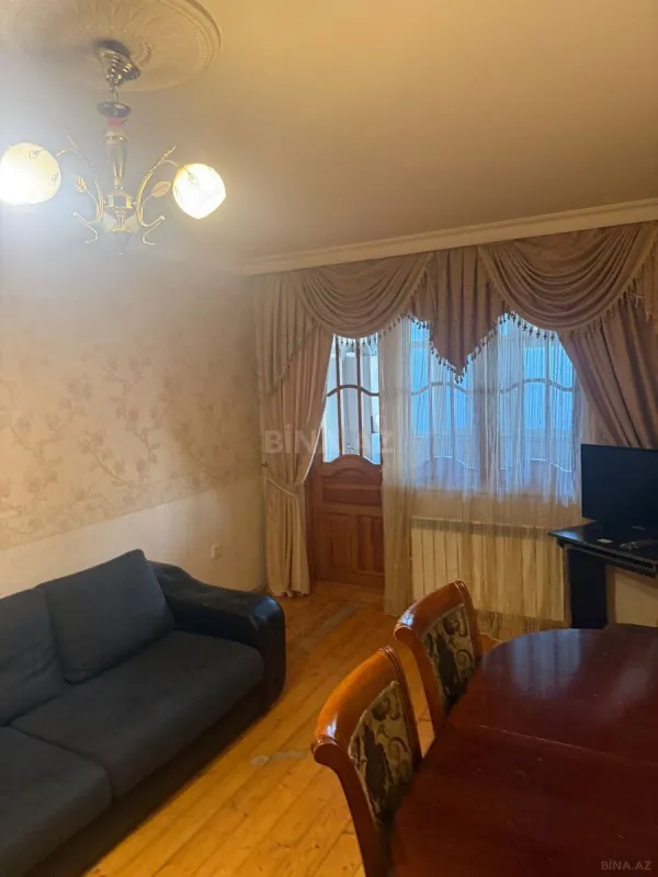 Kirayə verilir 2 otaqlı mənzil 50 m²