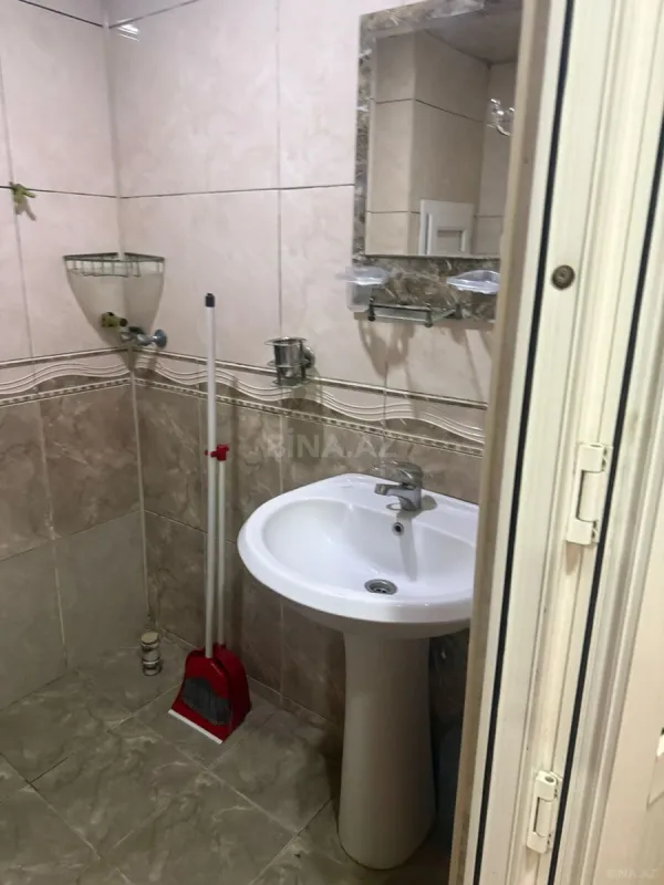 Kirayə verilir 2 otaqlı mənzil 50 m²