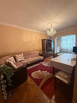 Satılır 4 otaqlı mənzil 110 m²
