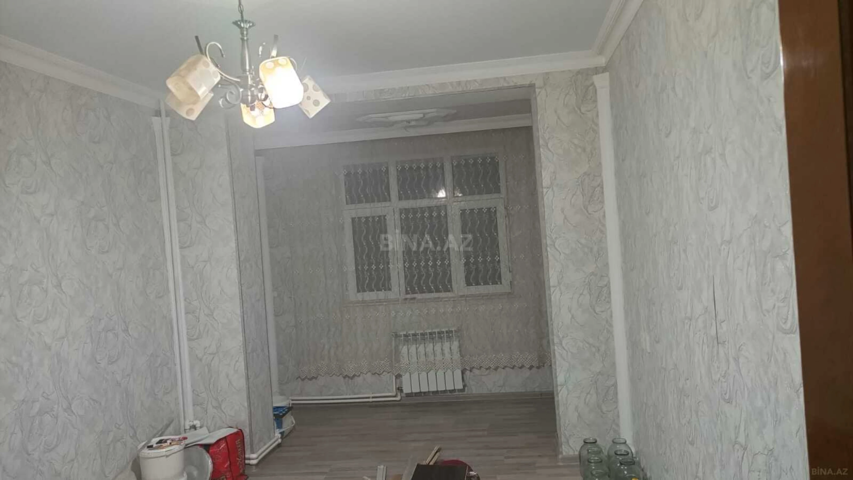 Satılır 4 otaqlı mənzil 100 m²