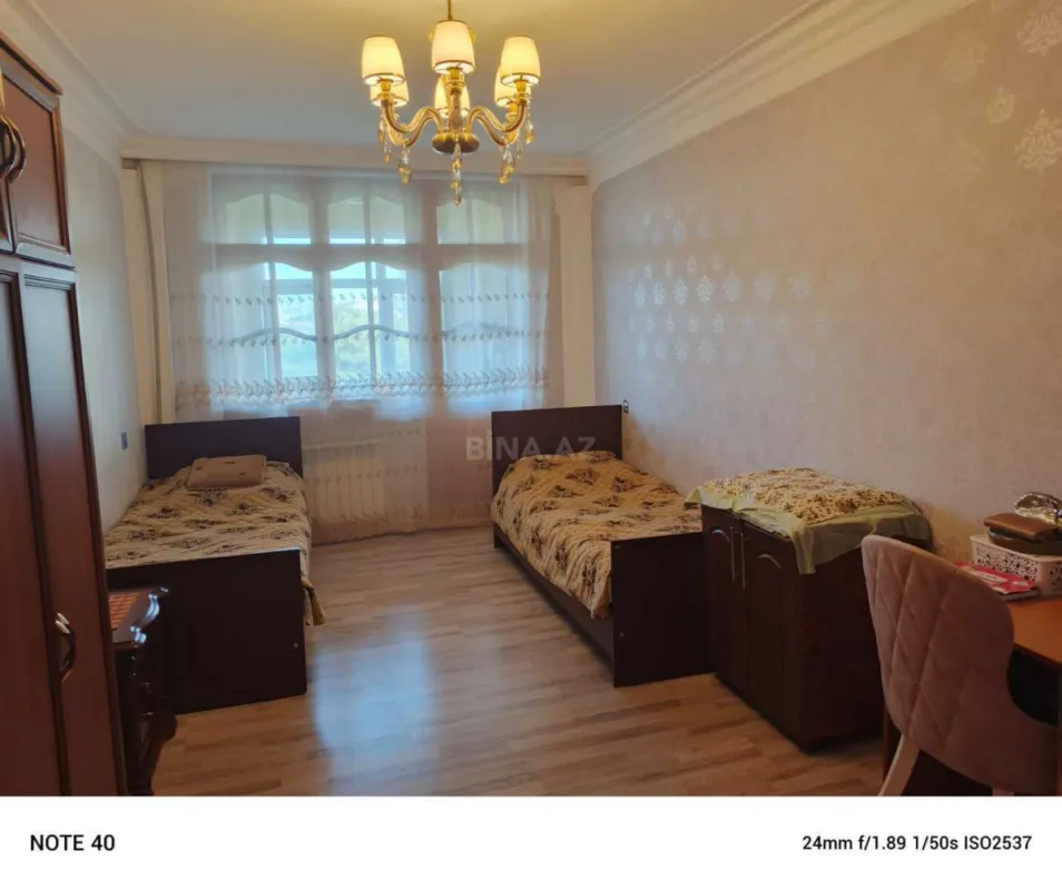 Satılır 4 otaqlı mənzil 100 m²