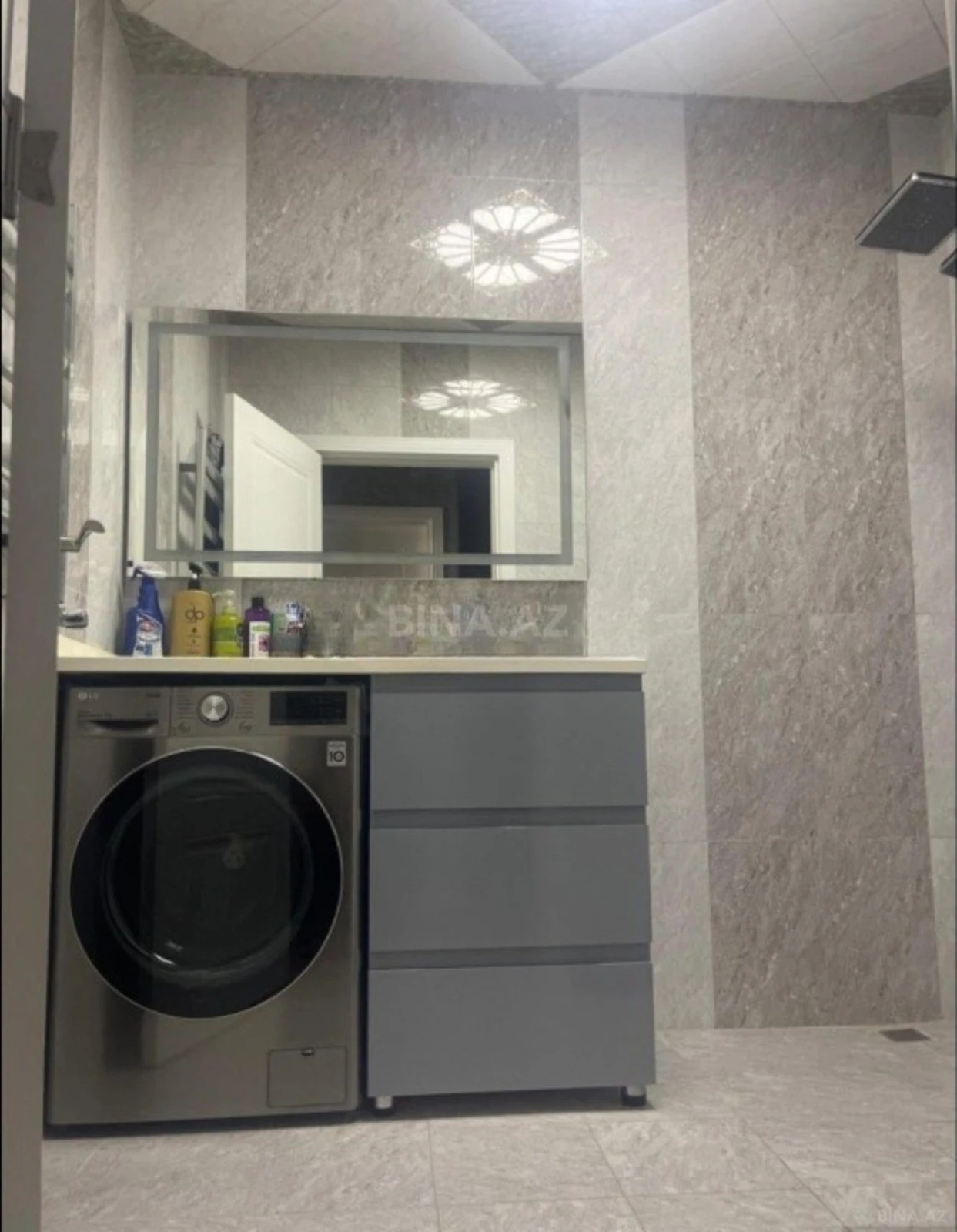 Satılır 2 otaqlı mənzil 56 m²