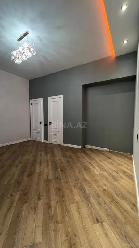 Satılır 4 otaqlı həyət evi 180 m²