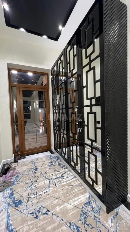 Satılır 4 otaqlı həyət evi 180 m²