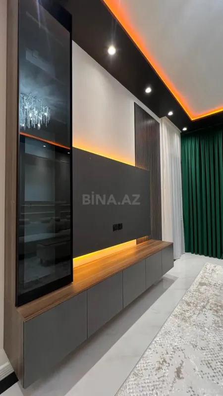 Satılır 4 otaqlı həyət evi 180 m²