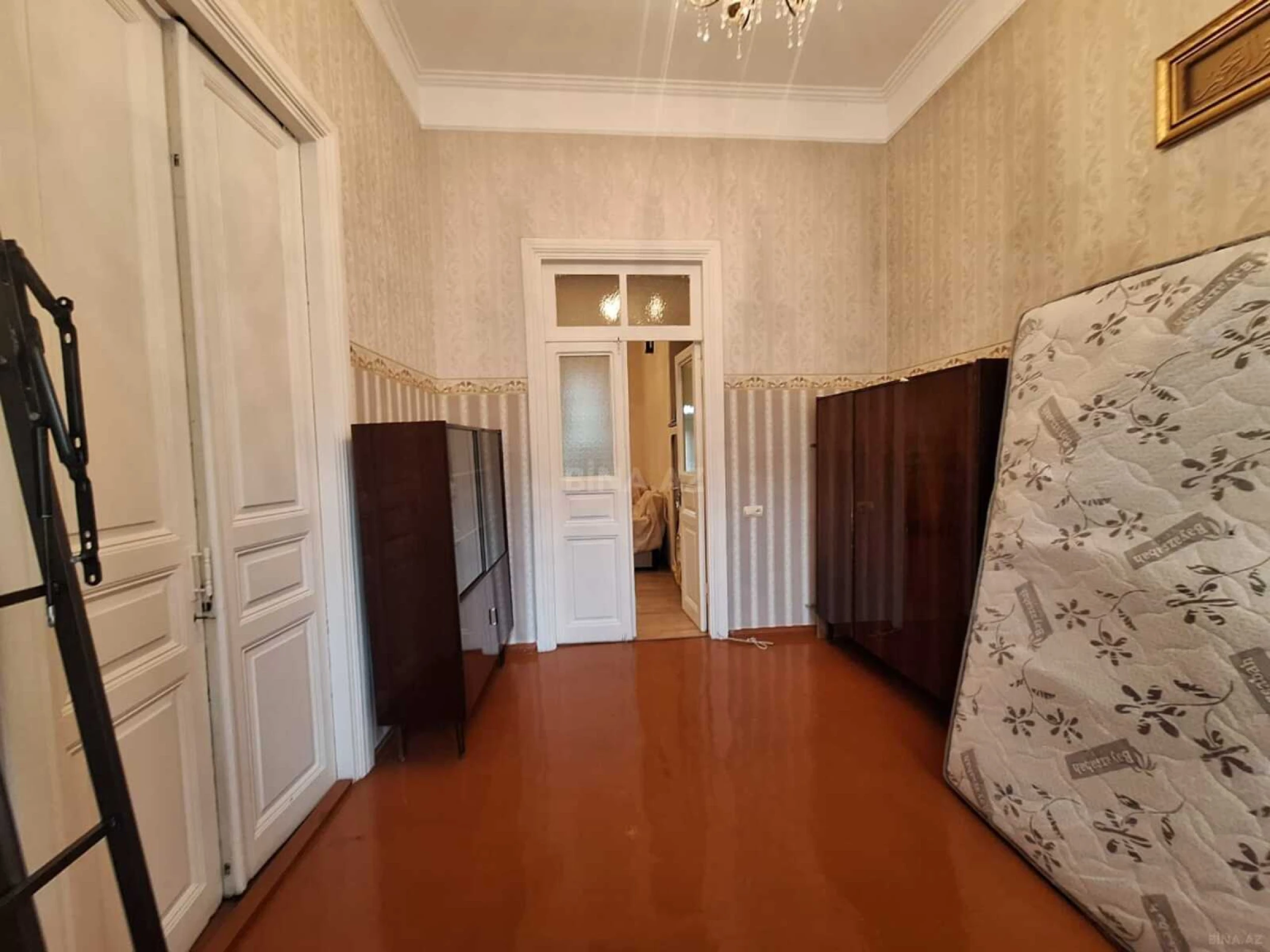 Satılır 4 otaqlı mənzil 80 m²