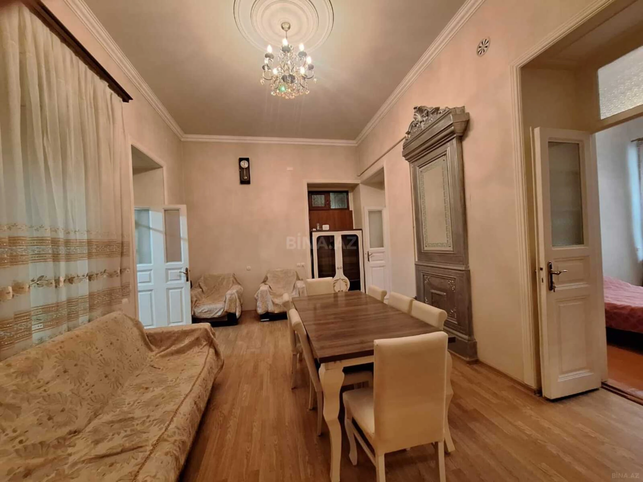 Satılır 4 otaqlı mənzil 80 m²