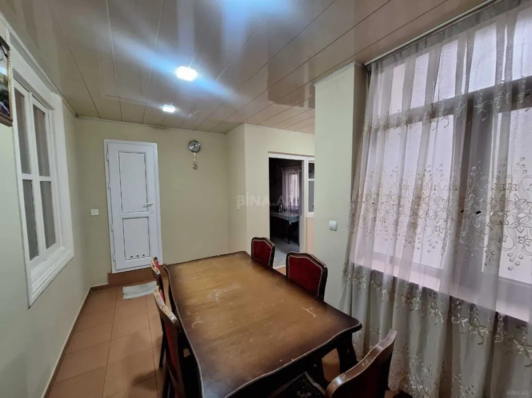 Satılır 4 otaqlı mənzil 80 m²
