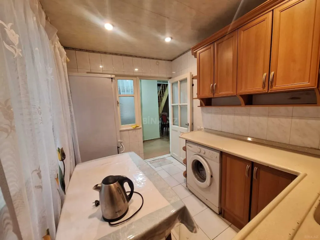 Satılır 4 otaqlı mənzil 80 m²