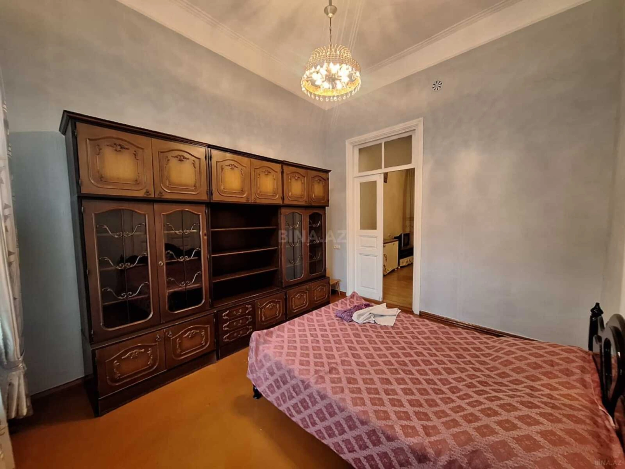 Satılır 4 otaqlı mənzil 80 m²