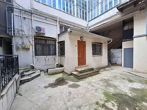 Satılır 4 otaqlı mənzil 80 m²