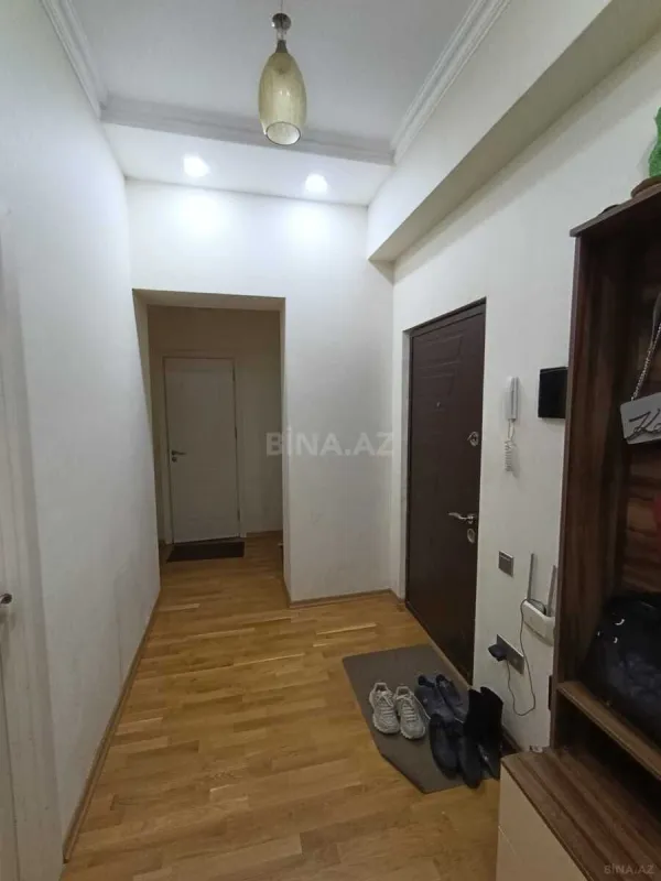 Satılır 2 otaqlı mənzil 75 m²