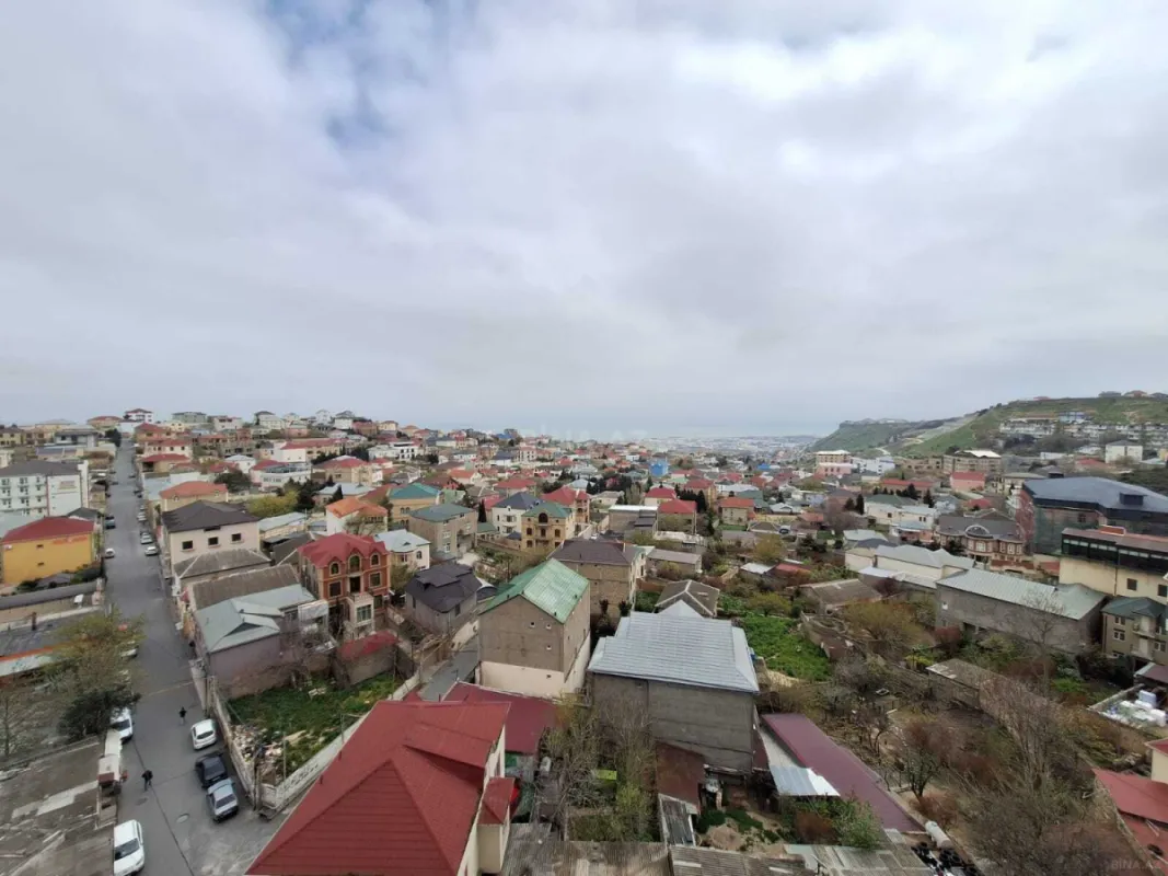 Satılır 3 otaqlı mənzil 150 m²