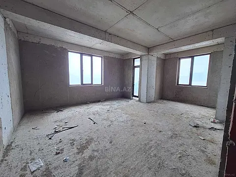 Satılır 3 otaqlı mənzil 150 m²