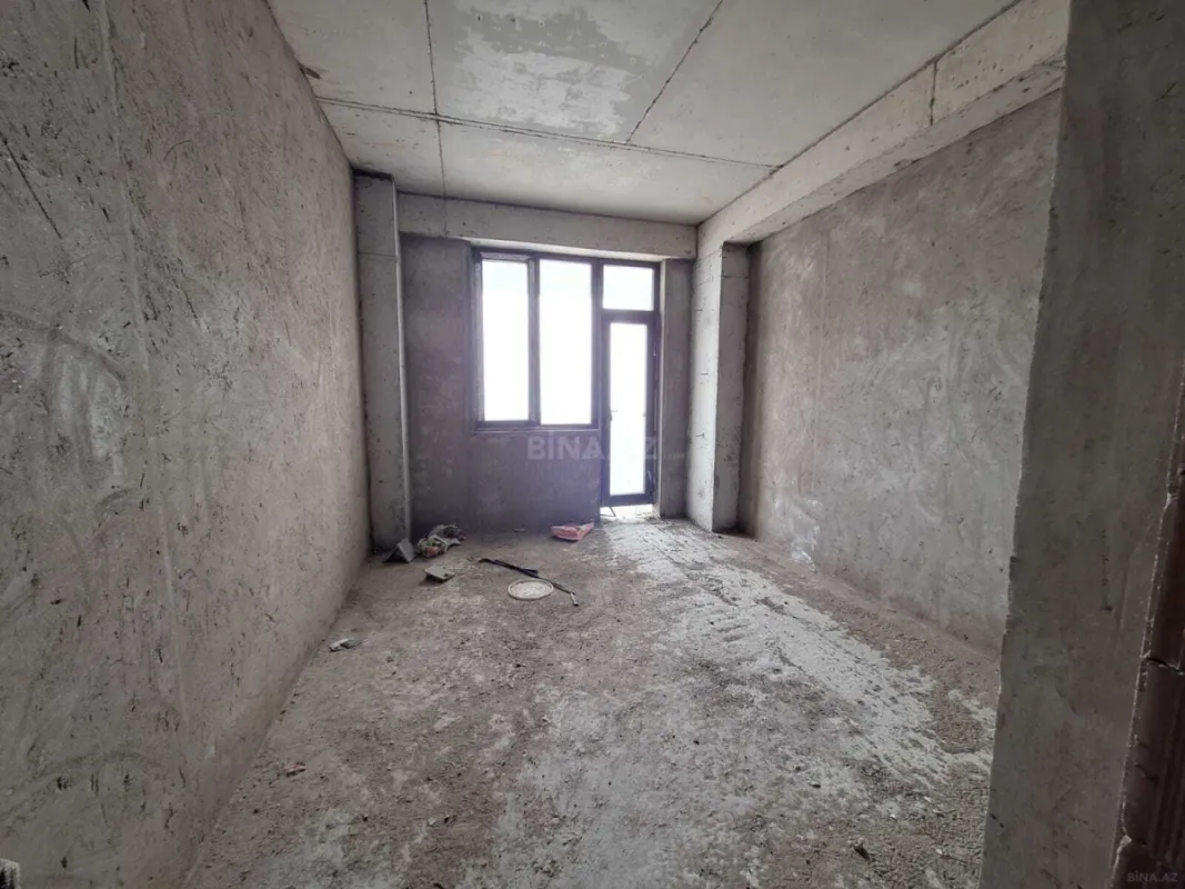 Satılır 3 otaqlı mənzil 150 m²