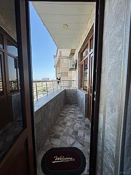 Satılır 3 otaqlı mənzil 140 m²