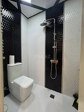 Satılır 3 otaqlı mənzil 140 m²