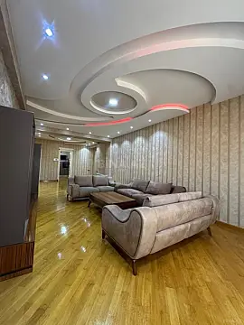 Satılır 3 otaqlı mənzil 140 m² — Bakı 3 otaq 140.00 m²