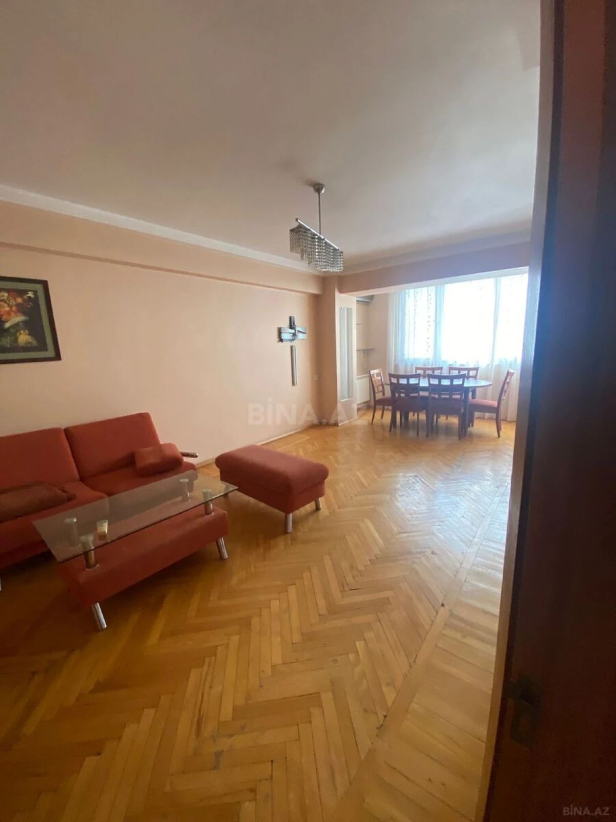 Kirayə verilir 4 otaqlı mənzil 120 m²