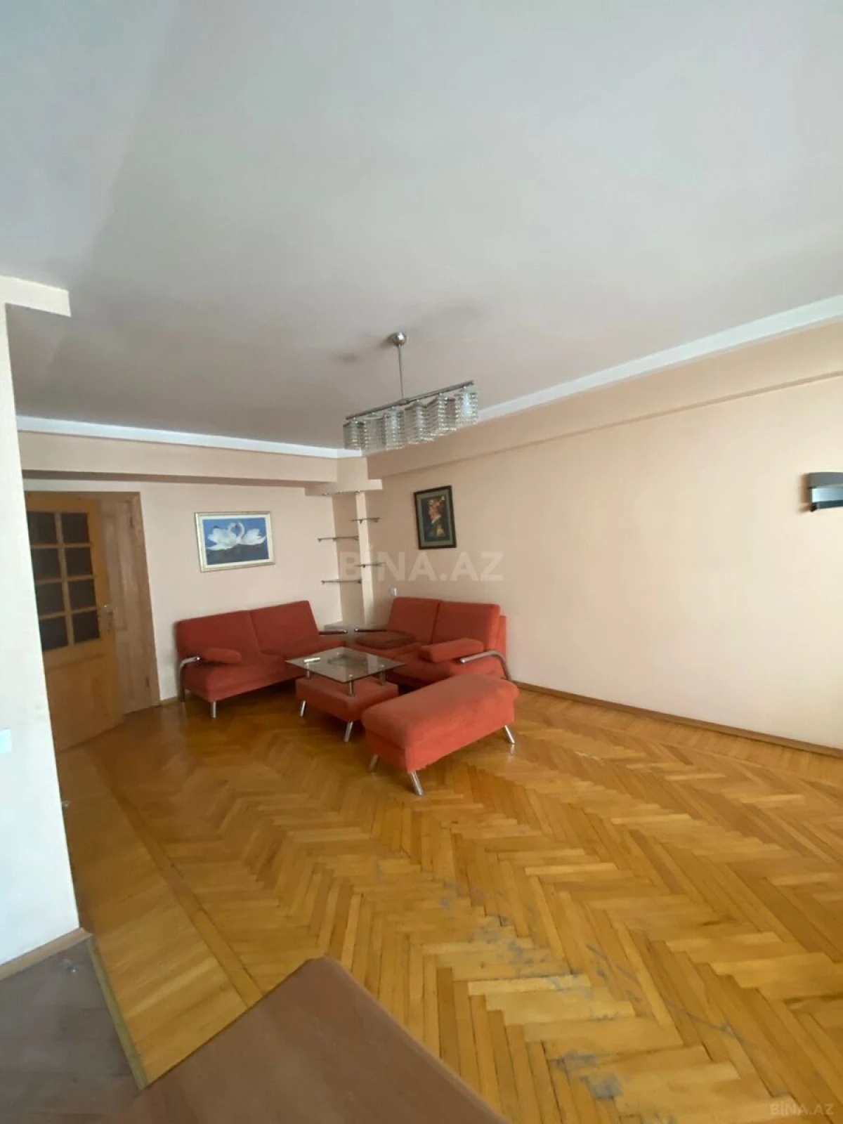 Kirayə verilir 4 otaqlı mənzil 120 m²