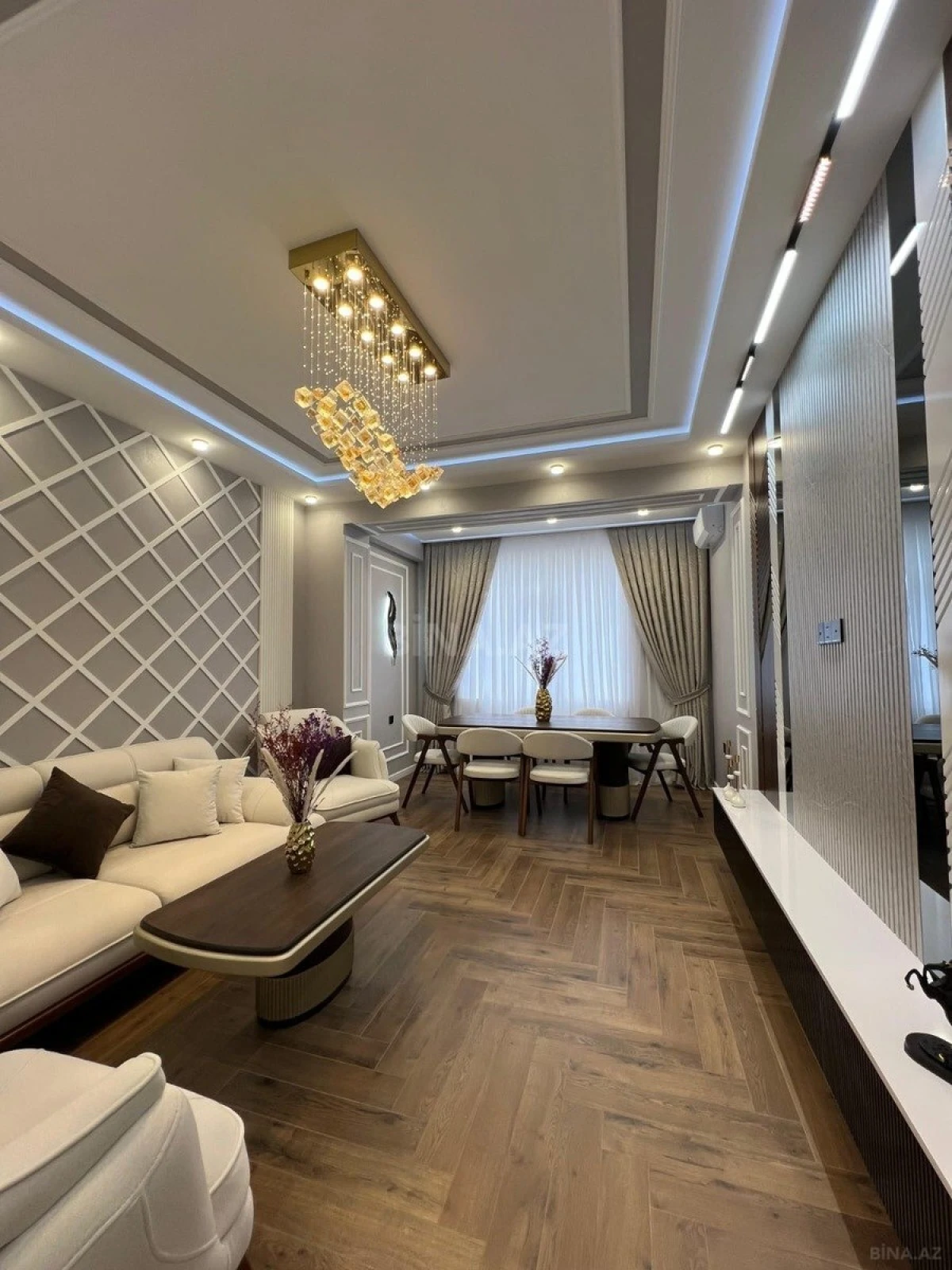Satılır 3 otaqlı mənzil 105 m²