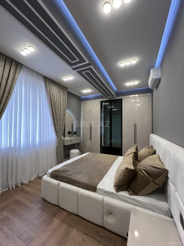 Satılır 3 otaqlı mənzil 105 m²