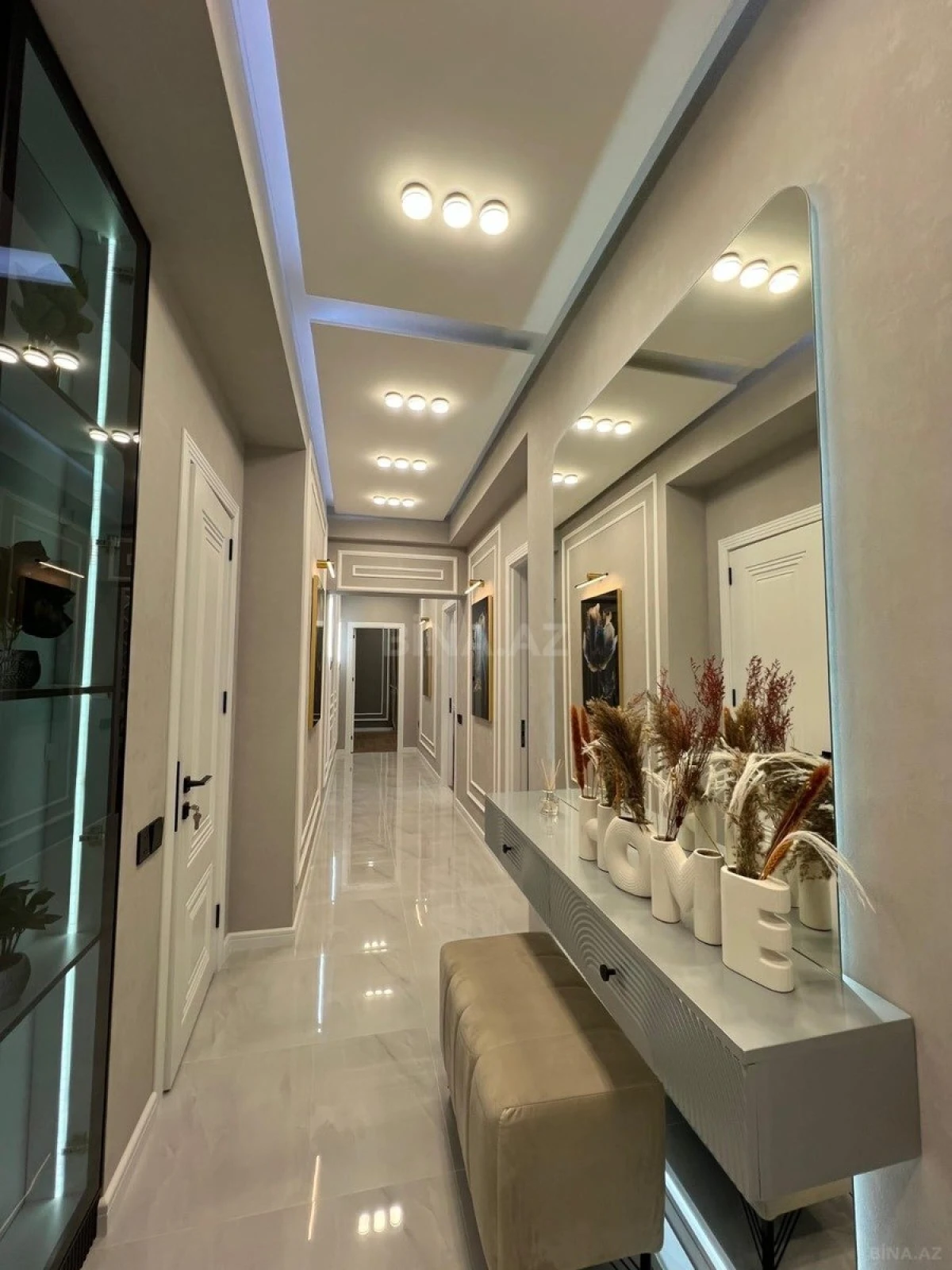 Satılır 3 otaqlı mənzil 105 m²