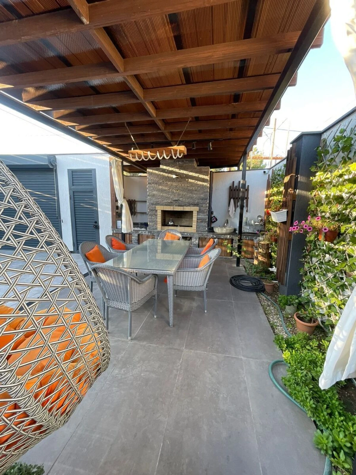 Kirayə verilir 4 otaqlı həyət evi 220 m²