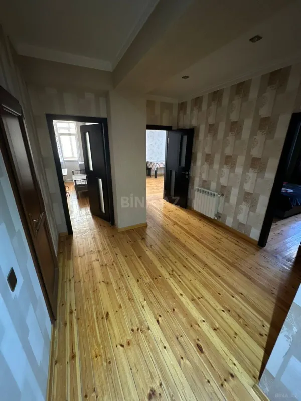 Kirayə verilir 3 otaqlı mənzil 140 m²