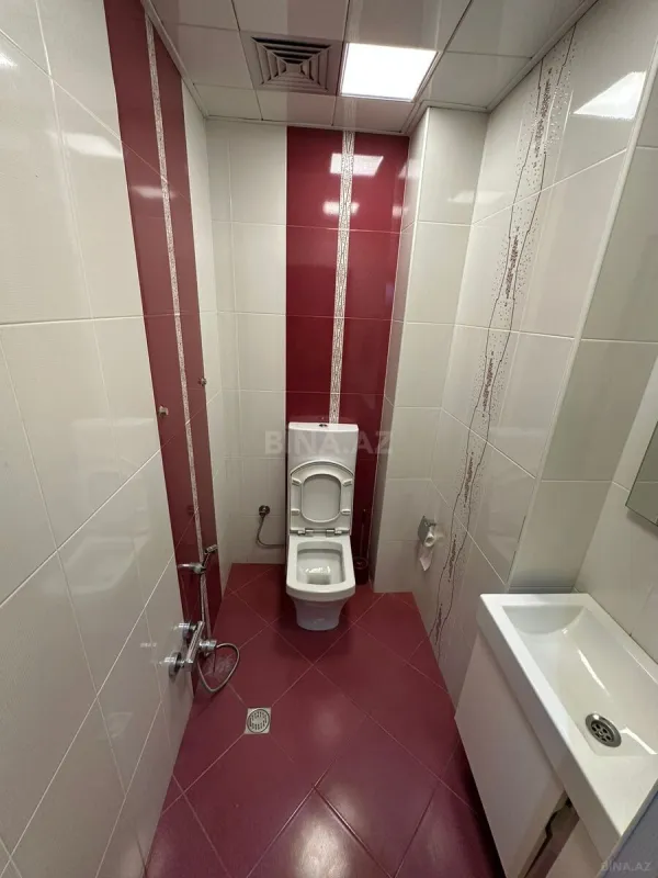 Kirayə verilir 3 otaqlı mənzil 140 m²