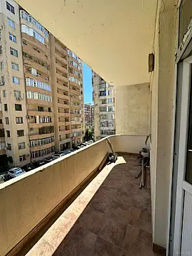 Kirayə verilir 3 otaqlı mənzil 140 m²
