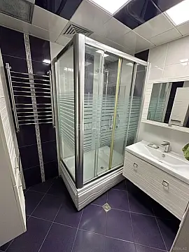 Kirayə verilir 3 otaqlı mənzil 140 m²