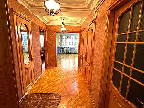 Satılır 3 otaqlı mənzil 100 m² — Bakı 3 otaq 100.00 m²