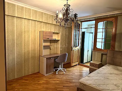 Satılır 3 otaqlı mənzil 100 m²