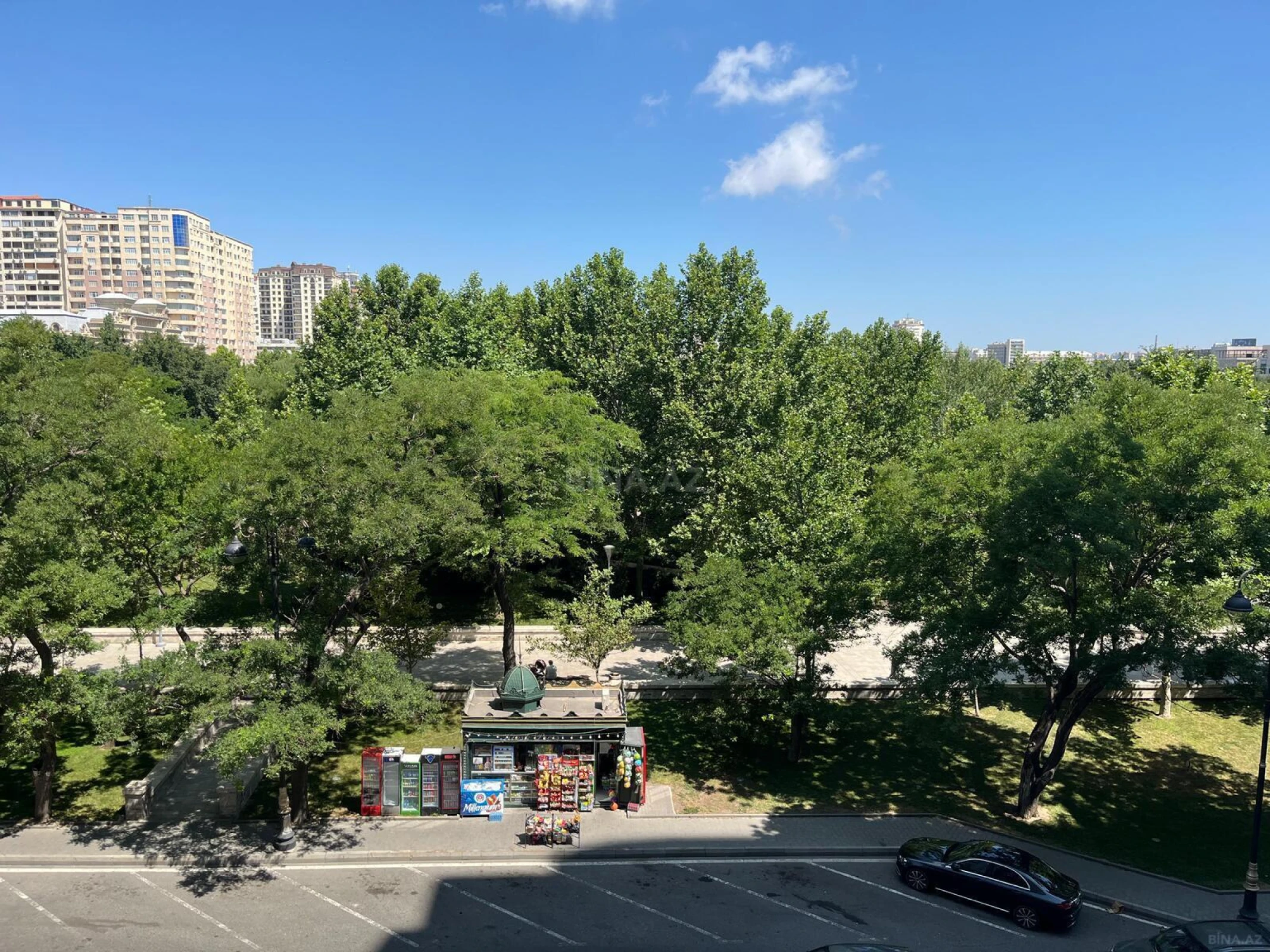 Satılır 3 otaqlı mənzil 100 m²