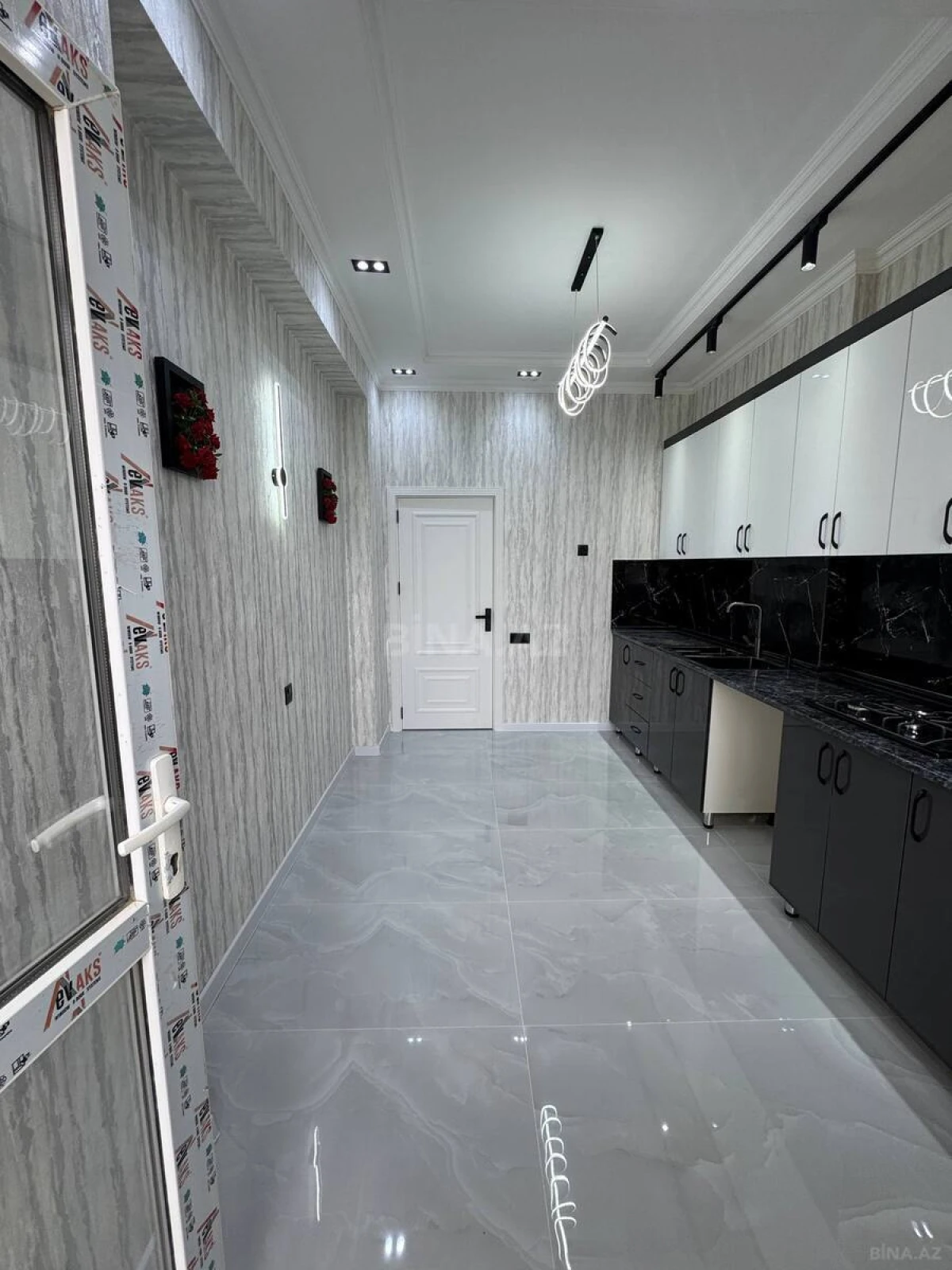 Satılır 3 otaqlı mənzil 90 m²