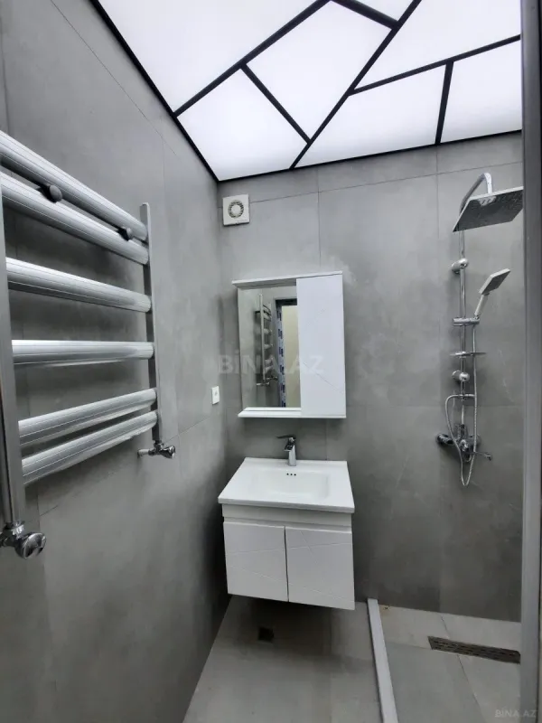 Satılır 2 otaqlı mənzil 65 m²