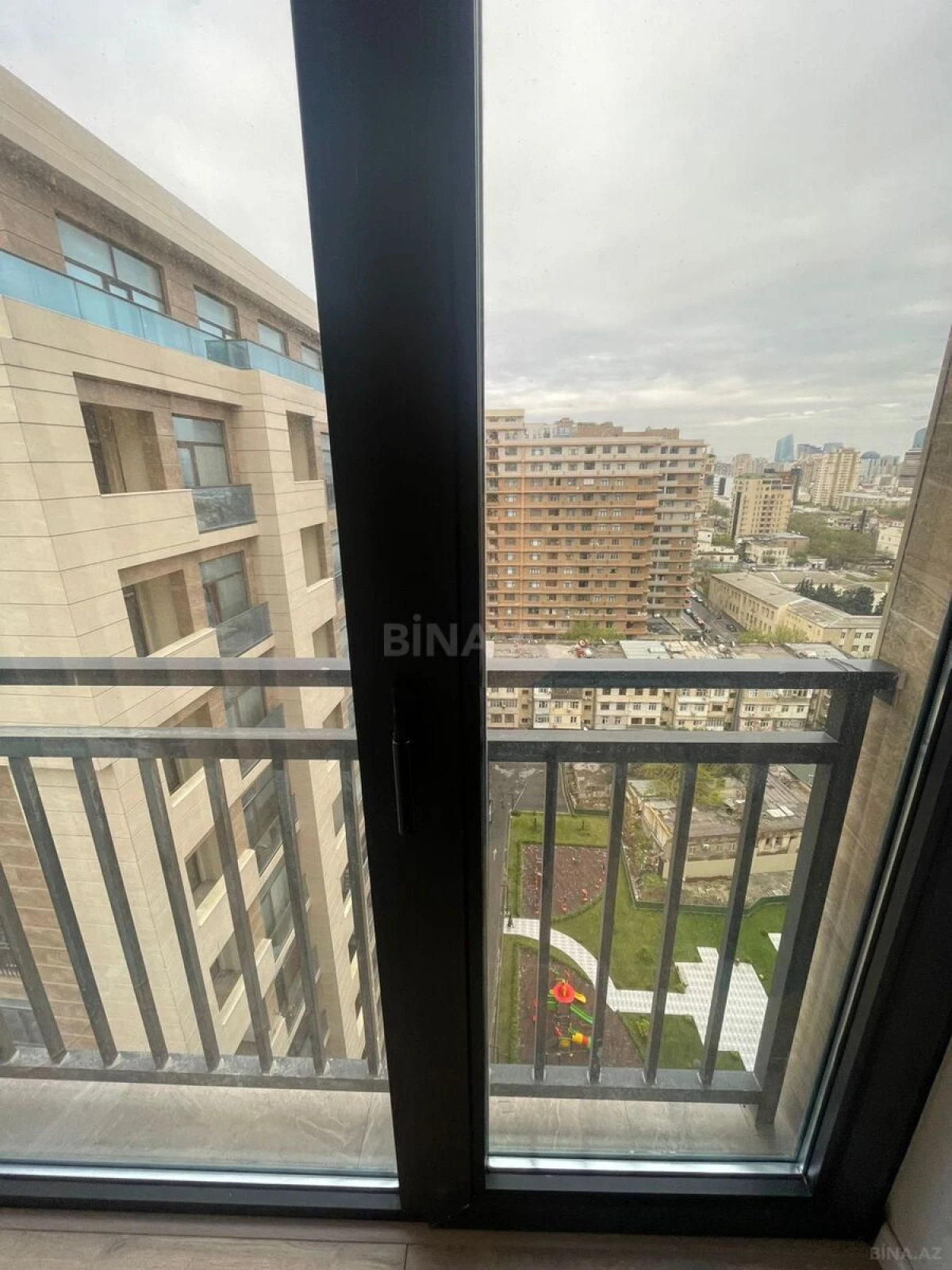 Kirayə verilir 2 otaqlı mənzil 55 m²
