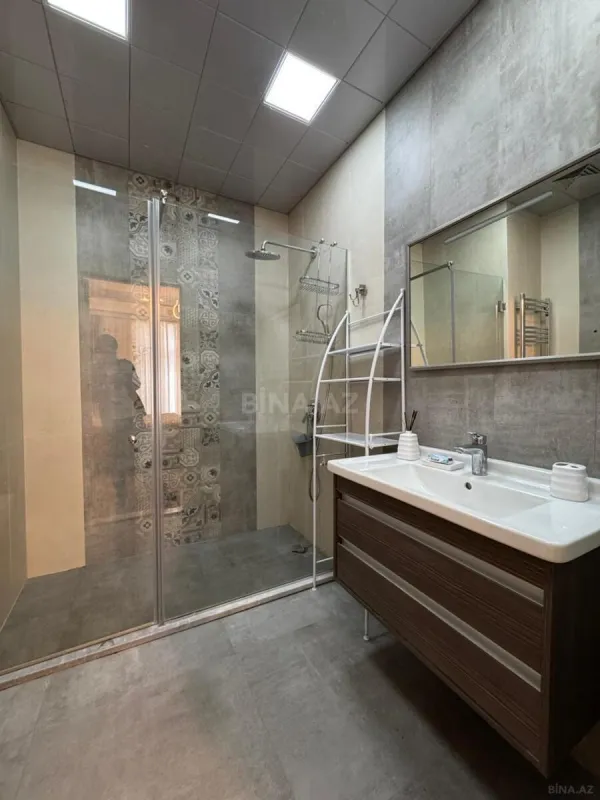 Kirayə verilir 2 otaqlı mənzil 55 m²