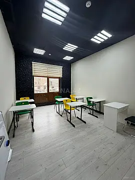 Kirayə verilir 6 otaqlı ofis 200 m²