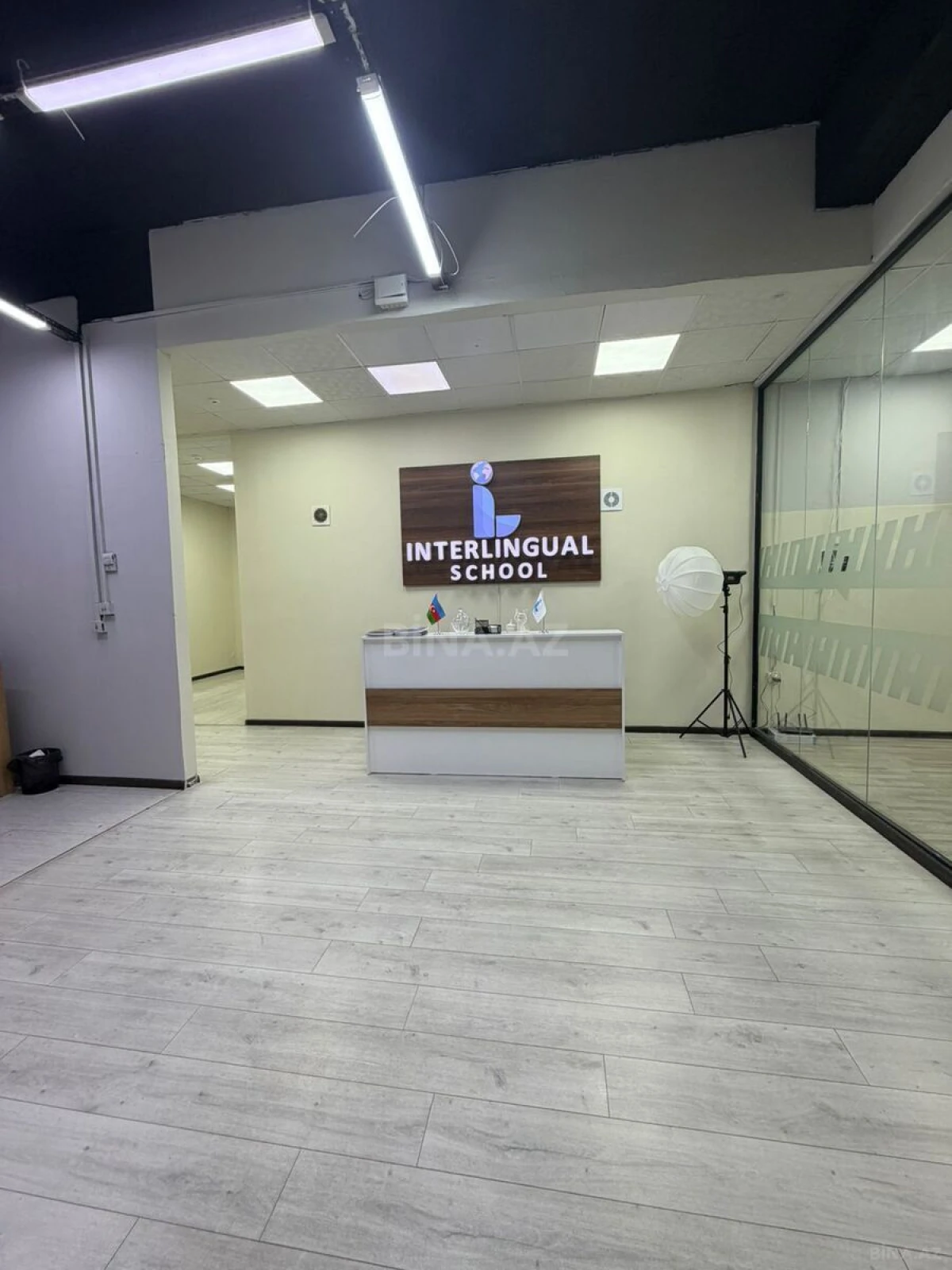 Kirayə verilir 6 otaqlı ofis 200 m²