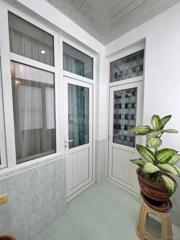 Satılır 3 otaqlı mənzil 123 m²