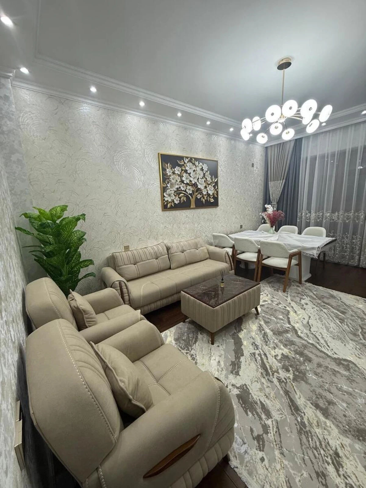Satılır 3 otaqlı mənzil 110.5 m²