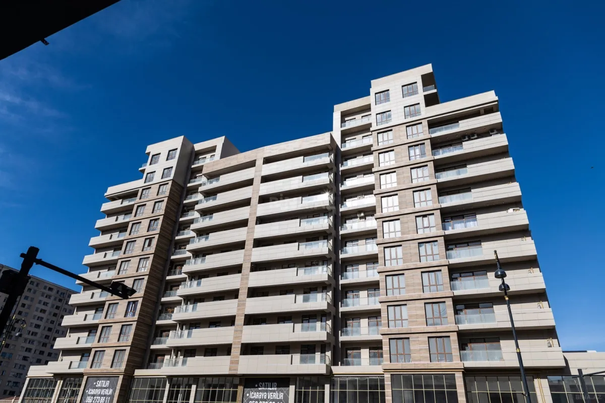 Satılır 3 otaqlı mənzil 110.5 m²