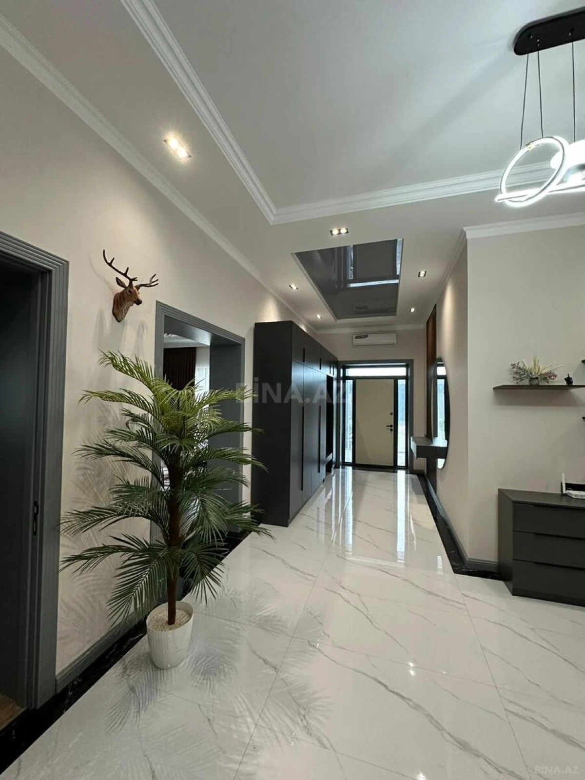 Kirayə verilir 5 otaqlı həyət evi 220 m²